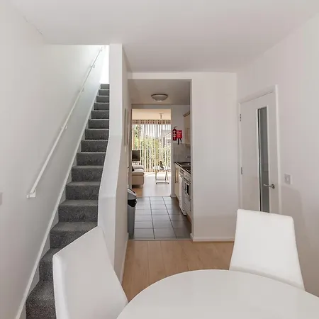 Ringsend By Premier City Apartment